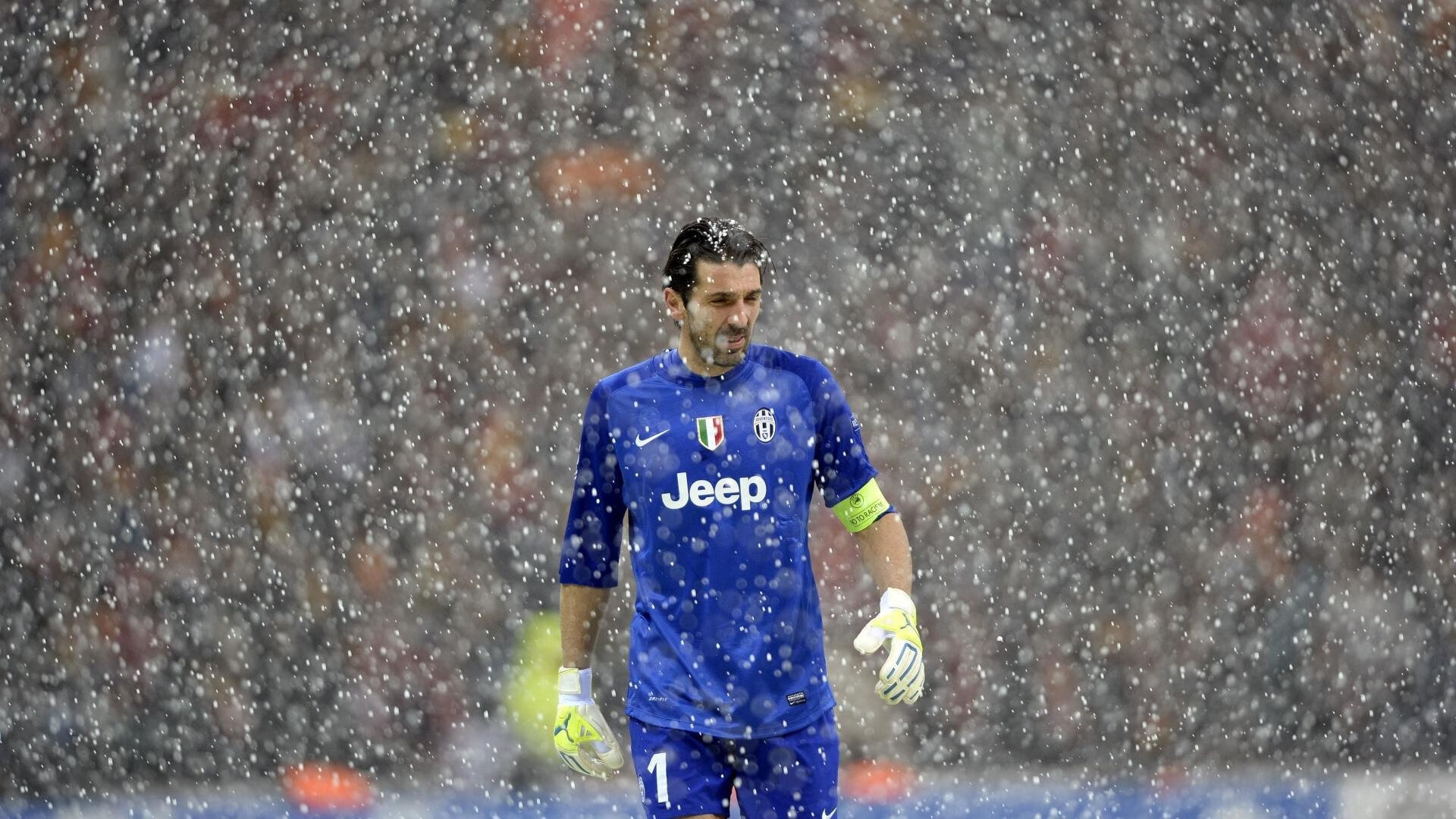 快船队迎战劲敌，双方战术对决精彩纷呈，快船队视频