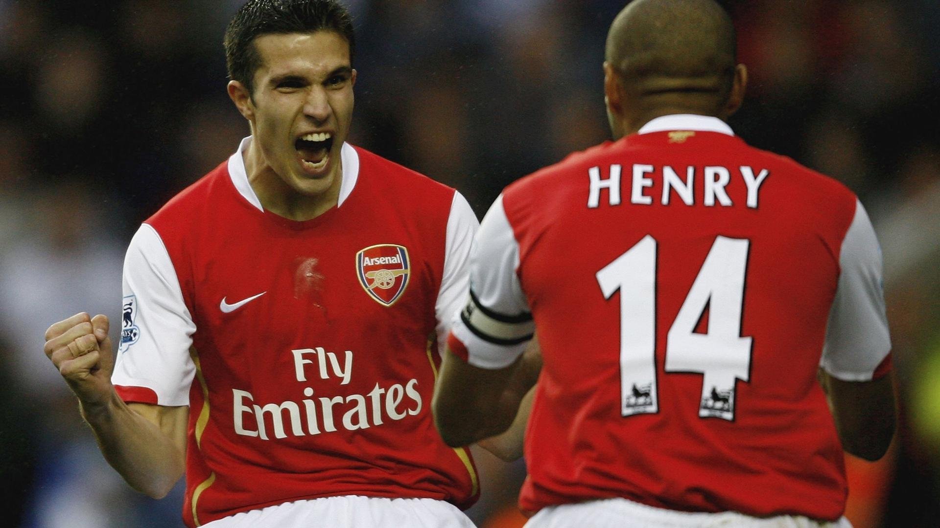 意甲联赛中一名老将球员宣布退役，意甲球衣退役